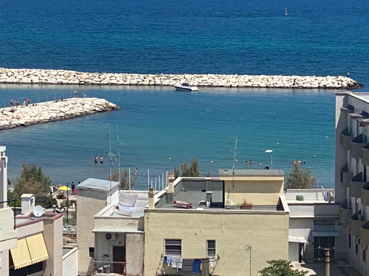 B&B Bari Casa Relax Bagian luar foto